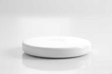 Compact Wireless Charger in white